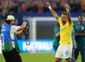 Neymar Jr. figura de Brasil que ha tenido pocos minutos en el Mundial.