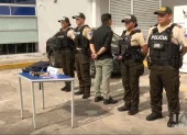Policía Nacional ejecutó operativo en Tumbaco tras detectar venta de droga cerca de instituciones educativas.