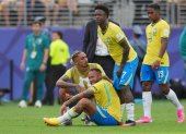 El astro brasileño Neymar se lamenta de la eliminación de su selección en el Mundial 2026..