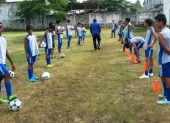 Para tener una buena selección hace falta contar con entrenadores, captación nacional, torneos todo el año, nutrición, educación y seguimiento real. La FEF debe actuar.
