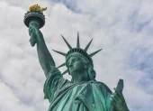 La Estatua de la Libertad es el símbolo más emblemático de la lucha por este derecho fundamental de la humanidad, que se inició con la Independencia de Estados Unidos.