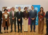 Autoridades del MSP, KOICA, UNICEF y la República de Corea durante la firma del proyecto para prevenir la desnutrición crónica infantil.