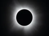El Sol quedará temporalmente 'oculto' por detrás de la Luna en el eclipse total solar de este 2026.