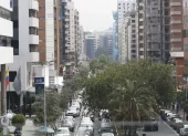 Ni el actual alcalde que busca la reelección en una ciudad destruida y sin autonomía de decisión, ni el exalcalde del vóley defenestrado, ni otros precandidatos tienen méritos suficientes para el cargo más importante de Quito.