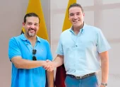 El prefecto de Guayas, Carlos Encalada (izquierda), y el alcalde de Samborondón, Juan José Yúnez, se reunieron este viernes 10 de julio de 2026.