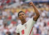Jude Bellingham anotó los dos goles de la Selección de Inglaterra.