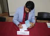 Roger Ronquillo, docente e investigador de la Universidad Católica de Santiago de Guayaquil.