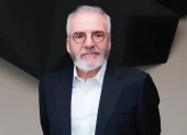 Jaime Orlando Santofimio Gamboa visitó la UEES para analizar los desafíos de la contratación pública, la transparencia y el impacto de la inteligencia artificial en la gestión estatal.