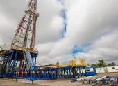 El Gobierno espera llegar a los 370.000 barriles de petróleo al día, a finales de año.