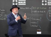El presidente de Brasil, Luiz Inácio Lula da Silva, habla durante una visita al Instituto Mauá de Tecnología (IMT) este lunes.