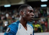 Josué Caicedo destaca como lateral izquierdo.