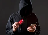 Ante una extorsión debe acudir inmediatamente a las autoridades para proteger sus cuentas bancarias, su negocio y vivienda.