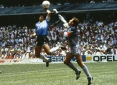Diego Armando Maradona durante el partido de cuartos de final ante Inglaterra en el Mundial de México 1986.