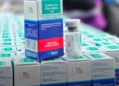Arcsa retiró 212 medicamentos de uso oncológico de una farmacia ubicada en Kennedy norte, en Guayaquil.