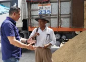 La plataforma reúne más 500 productos agrícolas, pecuarios, materias primas y productos elaborados provenientes de las 24 provincias del país.