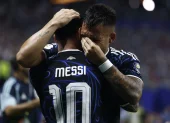 Lautaro Martínez firmó la remontada 2-1 ante Inglaterra.