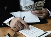 Los préstamos quirografarios representan una forma de financiamiento rápida para los afiliados a la seguridad social.