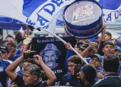 Hinchas de emelec previo al partido del clasico del astillero