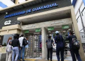 Exdocentes y trabajadores jubilados reclaman el cumplimiento de derechos reconocidos por ley.