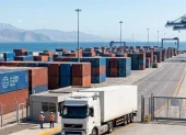 Nueva reforma ayudaría a descongestionar el puerto de contenedores abandonados.