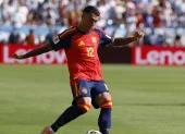 Pedro Porro, de España, en acción durante el partido de la final del Mundial 2026 entre España y Argentina.