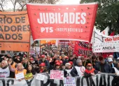 22/07/2026 15:17 (UTC)
Crédito:
EFE
Fuente:
EFE
Autor:
Nehuen Rovediello
Temática:
Trabajo » Sindicatos
Política » Gobierno
Trabajo
Trabajo » Salarios y pensiones
Cientos de integrantes de centrales obreras argentinas y organizaciones sociales fueron captadas este 22 de julio durante una marcha hacia el Congreso.