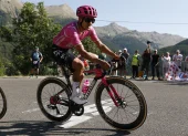 El ciclista ecuatoriano, Richard Carapaz, en el Tour de Francia 2026.