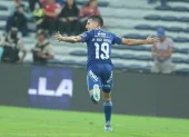 Juan Pablo Ruiz celebró el primer gol para Emelec ante Mushuc Runa.