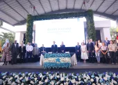 Esteban Torres encabezó la sesión solemne por los 491 años de fundación de Guayaquil en la Universidad Ecotec.