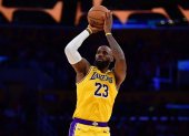 Lebron James se une al equipo de estrellas de los 76ers.