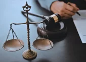 Ecuador necesita jueces independientes para enfrentar la corrupción y el crimen organizado.