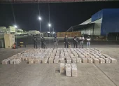 Contenedor contaminado con cocaína fue detectado durante un operativo policial en Puerto Bolívar.