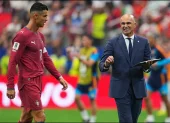Roberto Martínez (d) junto a Cristiano Ronaldo cuando dirigía a la selección de Portugal.