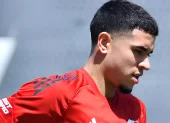 Kendry Páez aún entrena con River Plate.