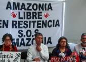 Cinco años después del fallo, mecheros petroleros siguen operando en la Amazonía ecuatoriana.