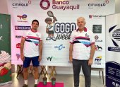 Andrés Gómez (i), director y mentalizador del torneo estuvo acompañado de su hijo, Emilio, en a presentación.