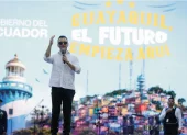 Noboa anuncia baja de combustibles en agosto en Ecuador por menor presión del petróleo internacional.