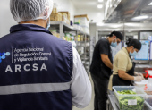 imagen generada por IA de una verificación de la Arcsa.