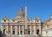 La protección de los desvalidos fue, desde un inicio, la marca principal del derecho canónico como sistema de gobierno del cristianismo. Hoy la Iglesia ha sido desplazada de ese rol central.