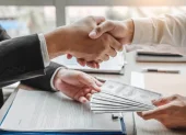 Una foto que ilustra el aumento de las solicitudes de créditos.