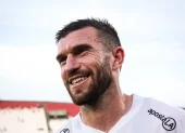 Tim Payne marcó un gol en su debut oficial con Olimpia de Paraguay.