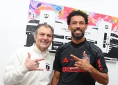 Vozinha fue anunciado en Colo Colo.