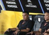 César Farías seguirá dirigiendo a Barcelona SC en la temporada 2027.