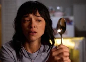 La actriz Midori Francis protagoniza la película Insaciable, estrenada en 2026.