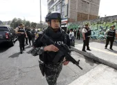 El Gobierno desplegó 2.000 policías, drones y patrulleros para reforzar la seguridad en los nueve distritos del Distrito Metropolitano de Quito.