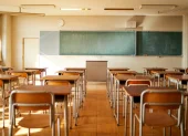 El Ministerio de Educación habilitó el traslado de estudiantes para el régimen Sierra-Amazonía 2026-2027.