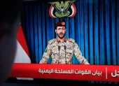 El portavoz militar hutí, Yahya Sarea, pronunció un comunicado televisado en Saná, Yemen, el 6 de agosto de 2026.