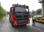 Personal de la AMT realiza controles a vehículos pesados en la Ruta Viva.