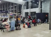 Miles de pasajeros utilizarán las terminales Quitumbe y Carcelén durante el feriado del 10 de Agosto, bajo un operativo especial de movilidad.