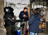 La UBA identificó a la presunta responsable del envenenamiento de cuatro perros y un gato tras revisar videos y recopilar testimonios vecinales.
